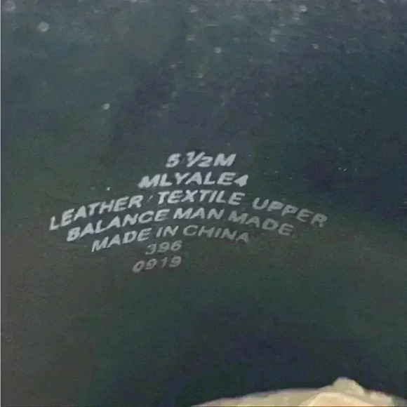 Marc Fisher Yale Chelsea Boot in Snake Embossed Size 5.5 NIB - Picture 8 of 12